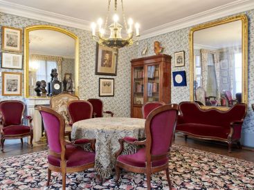 Maison des Jardies salon rdc