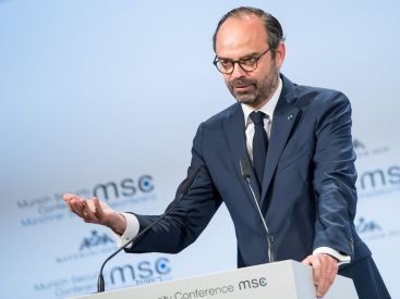 Les Français veulent garder Edouard Philippe mais sont favorables à un remaniement