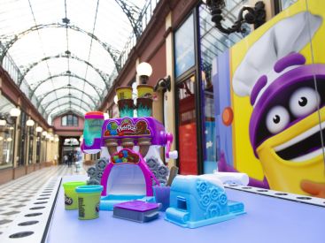 Une boutique éphémère Play-Doh au Village JouéClub
