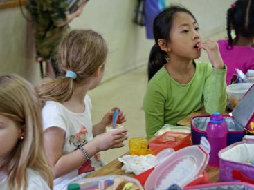 Covid : Blanquer suggère que les enfants rentrent chez eux pour déjeuner, dès que cela est possible