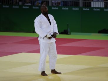 JO de Tokyo : Teddy Riner vaincu en quarts, le judoka dit adieu à son 3e titre olympique