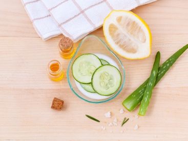 Confinement : des recettes maisons pour prendre soin de son visage