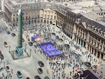 une piste de padel sur la Place Vendôme 