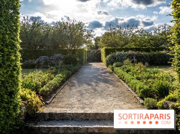 Le Château de Breteuil, ses jardins remarquables et contes de Perrault 