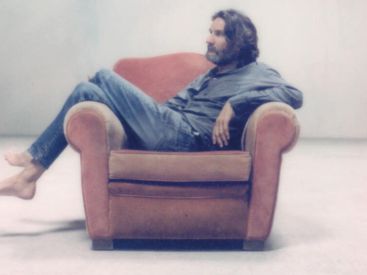 L'Amour dure 1h15 : Frédéric Beigbeder lit des textes sur l'amour au théâtre Edouard VII