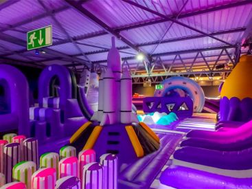 Planet Park, le parc de loisirs indoor pour s'amuser dans l'espace en famille, à Emerainville ((77)