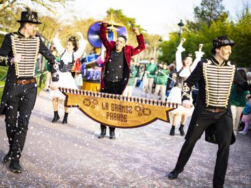 Week-end festif au Jardin d'Acclimatation avec parades et artistes de rue