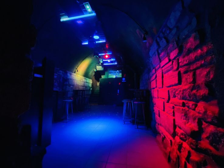 O'Chupito, le bar parisien aux 500 shots