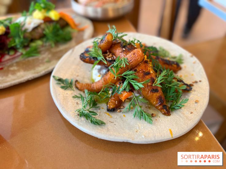 Jolia - Carottes braisées et labné