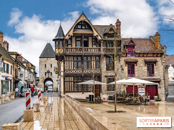 Moret-sur-Loing - citée médiévale - plus beaux détours de France
