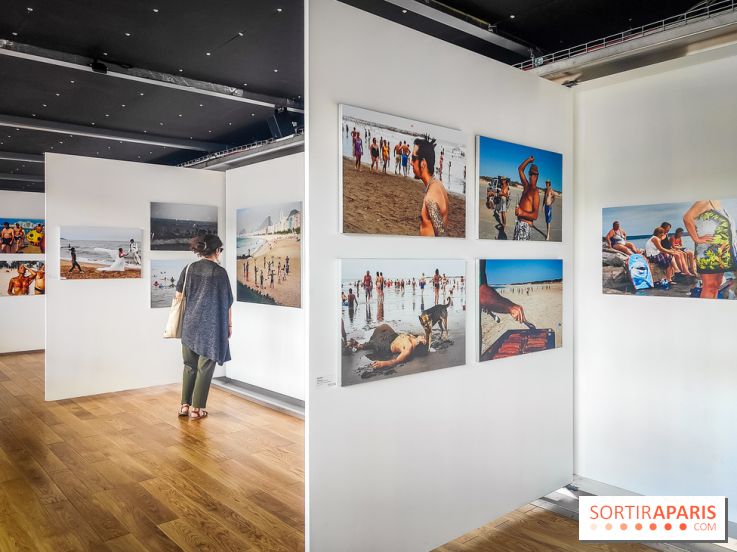 Life's a beach, l'exposition photo gratuite de Martin Parr à voir cet été au Quai de la Photo