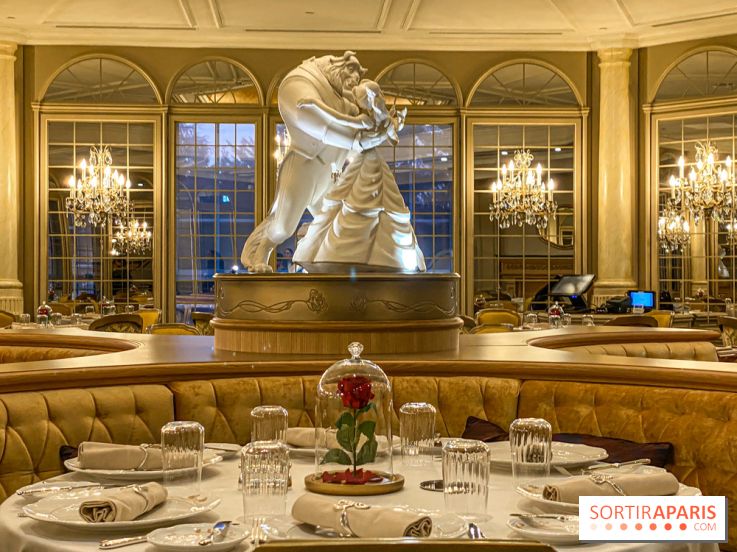 Disneyland Hotel à Disneyland Paris la table de Lumière