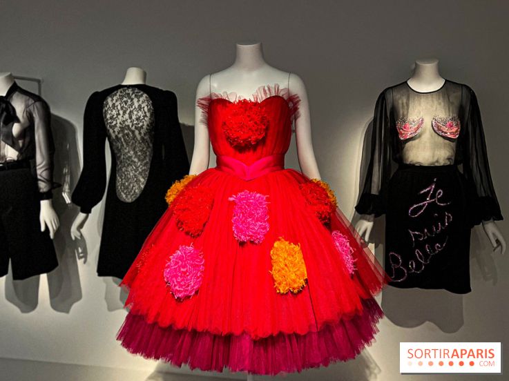 Transparences, la nouvelle exposition mode du Musée Yves Saint Laurent