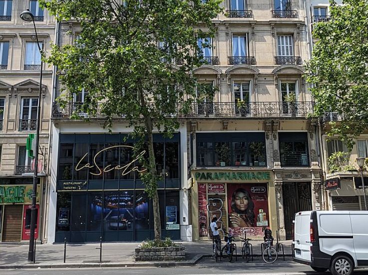 Face au mur : un cirque acrobatique et introspectif à La Scala