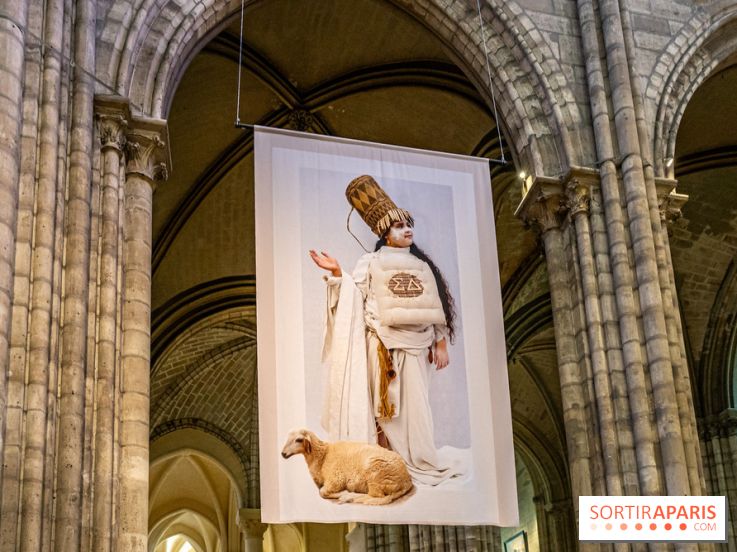 La Trêve la Basilique Saint-Denis, l'exposition costumes et photos de Sophie Comtet Kouyaté en mode jeux Olympique en Grèce Antique