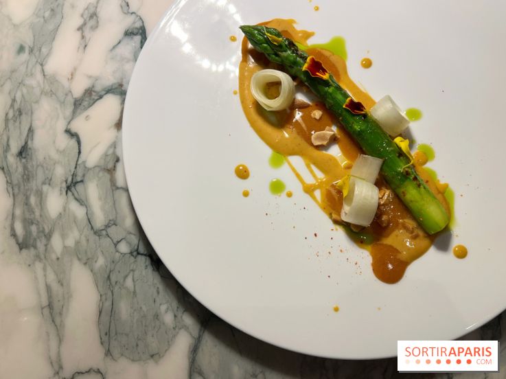 Amâlia - Asperge miso, cacahuète