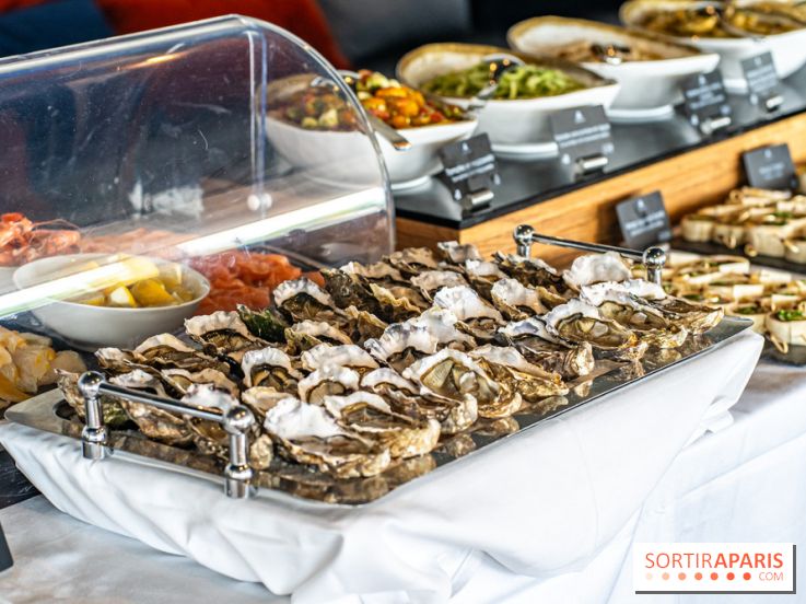 Le Brunch à volonté du belvédère au Domaine de la Corniche dans les Yvelines - photos -  huitres