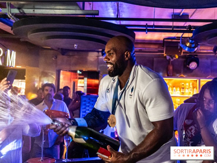 Teddy Riner fête sa 3e médaille d'or olympique à Paris -  judo 