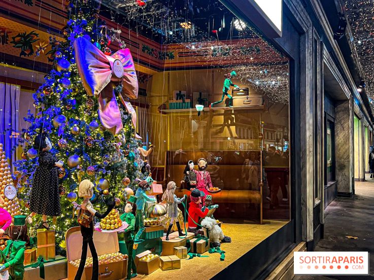 Les vitrines de Noël 2024 du Printemps Haussmann avec Juliette Binoche