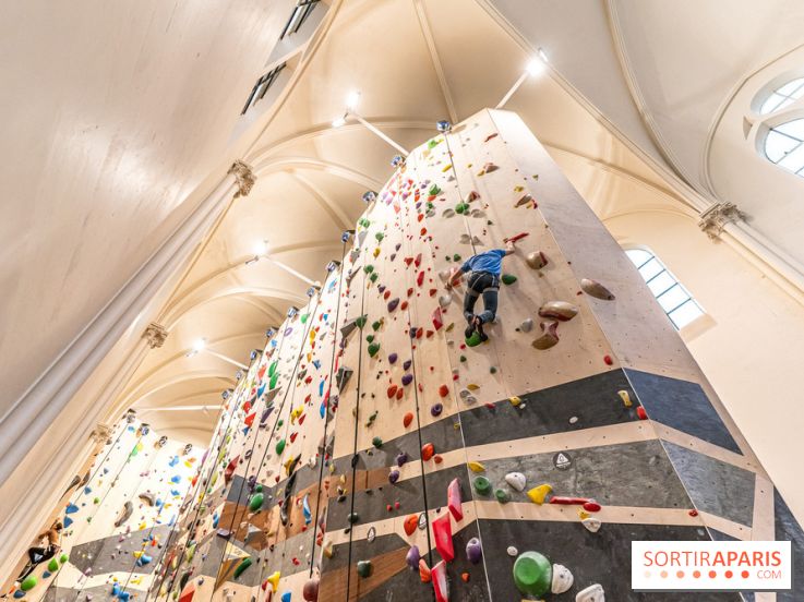 Climbing District Sèvres-Lecourbe, la salle d'escalade dans l'ancienne église Sainte-Rita dans le 15e