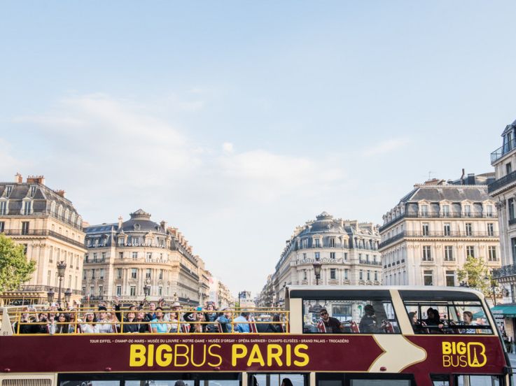 Découvrez Paris autrement avec nos bus à impériale !