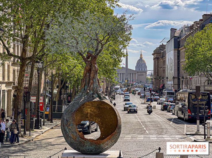 Exposition en plein air des œuvres monumentales d'Andrea Roggi, quartier Faubourg Saint-Honoré - image00011