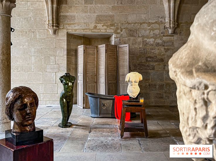 Mythes: l'exposition gratuite imaginée par Jacquemus au Collège des Bernardins à Paris - E1F6399E 2FBF 46EA A3B8 57A67B652280