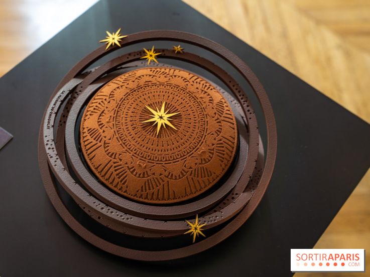 Bûche de Noël Opéra Garnier de la Maison du Chocolat 2025 - photos - A7C07775