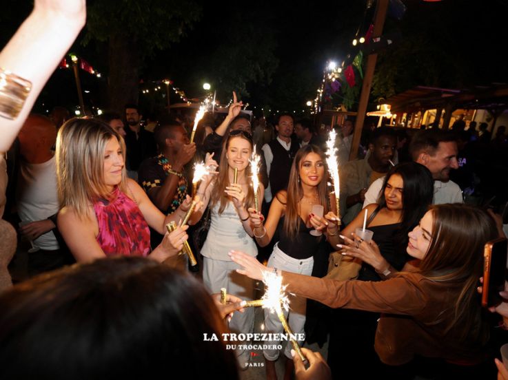 La Tropézienne du Trocadéro : soirée tous les jeudi à Paris - 688805025 1398459748752778 2271304782180544290 n