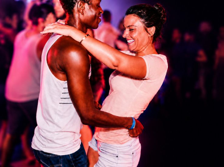 Sortie à Paris pour les plus de 30 ans: zouk retro, salsa, konpa