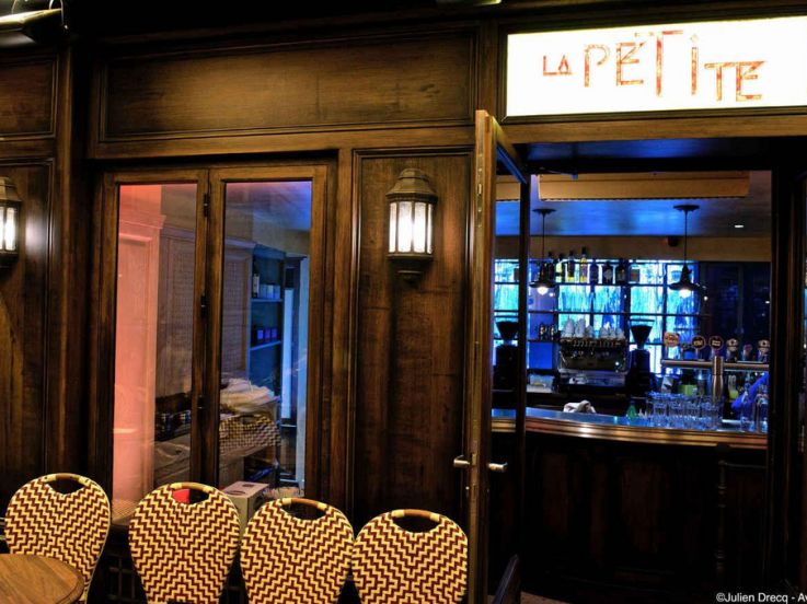 La petite : petit bar sympa place Contrescarpe