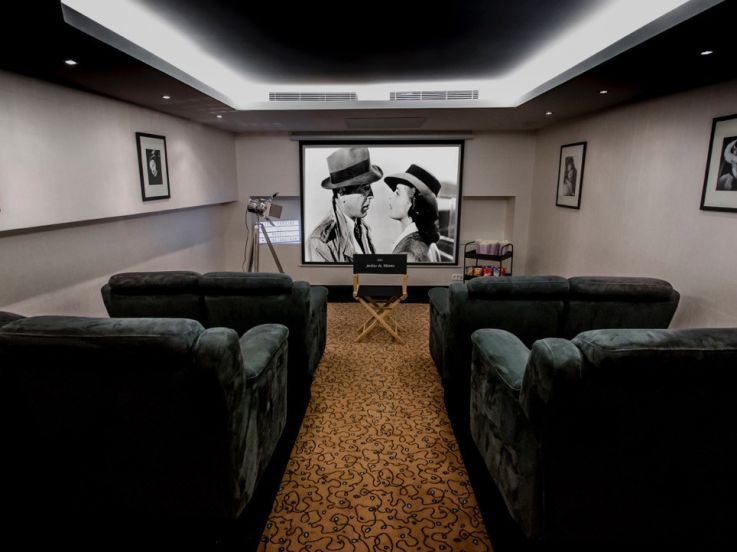 L'Hôtel Les Jardins du Marais inaugure son cinéma