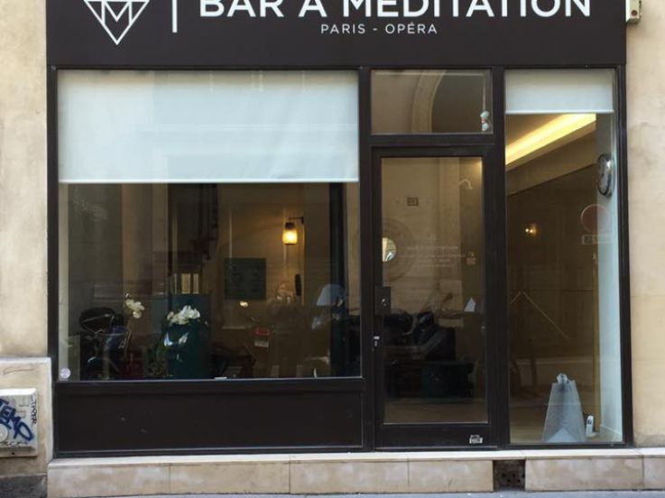 Bar à méditation