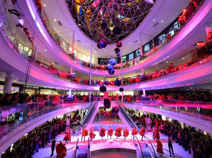 Inauguration du Centre Commercial Beaugrenelle à Paris