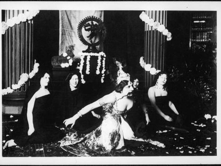 La courtisane Ohatsu et le jeune homme Tokubei, Japon, Osaka, XIXe siècle