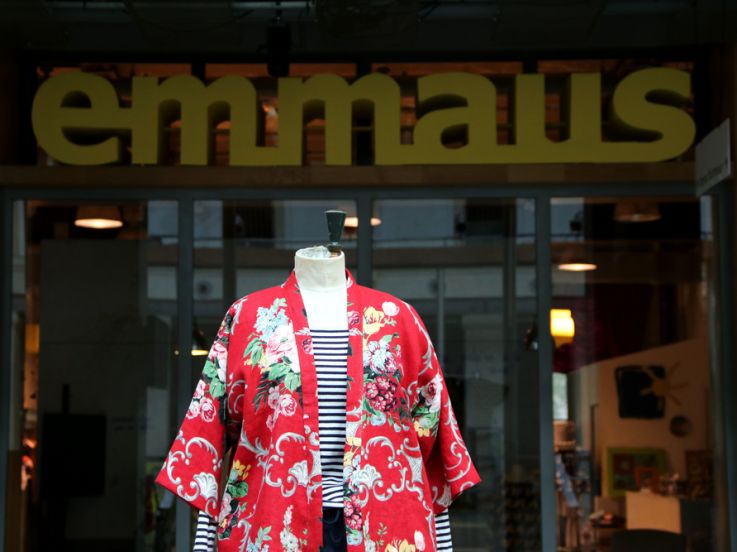 Vente solidaire et défilé 