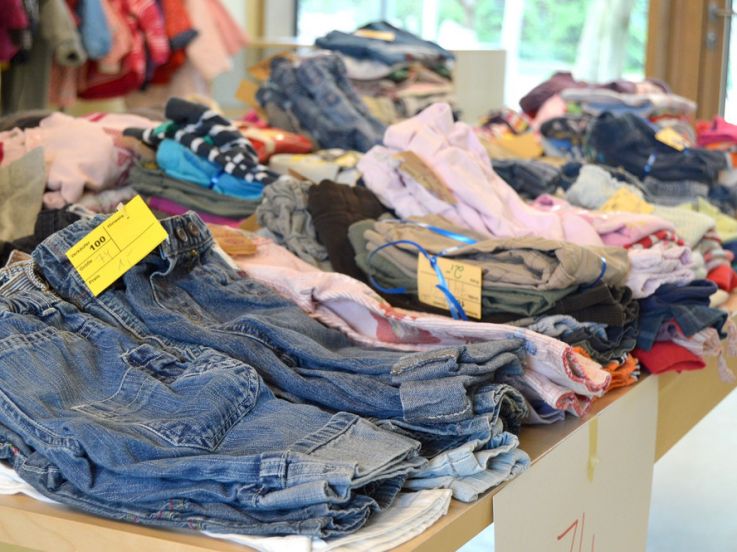 La Grande braderie solidaire du Secours Populaire 2020 à la Grande Halle de la Villette