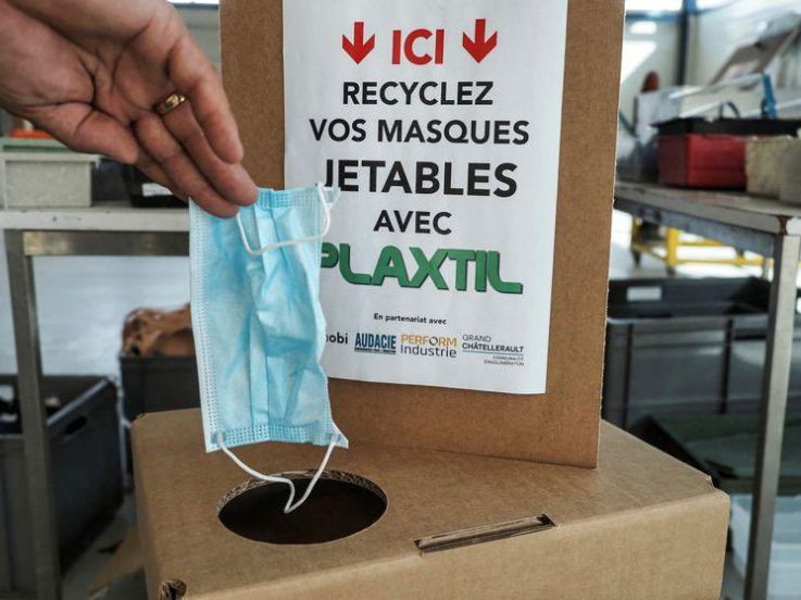 Paris installe des bornes de collecte de masque pour les recycler en règles !