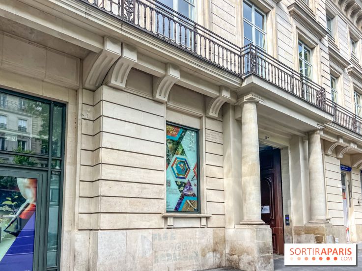 L'exposition gratuite des Bijoux de scène de la Comédie Française se dévoile à l'Hôtel Mercy-Argenteau - façade