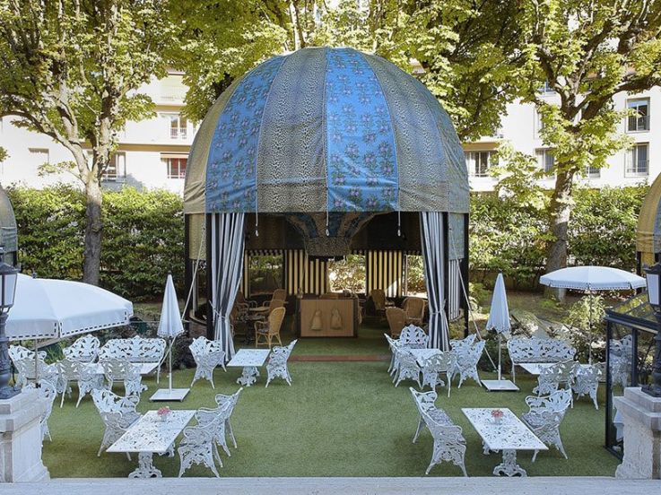 Le Bar à Rosés éphémère du Saint James Paris