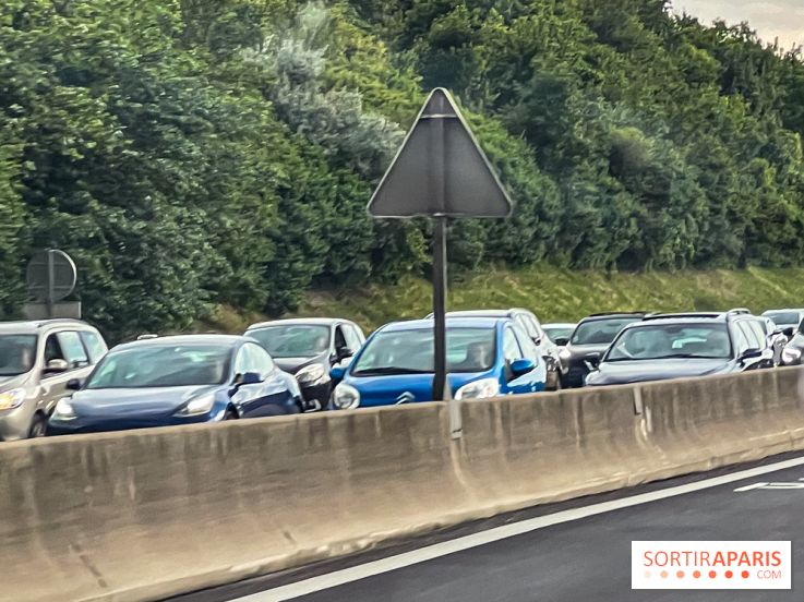Circulation bloquée sur le périphérique et l'A1 après la découverte d'une bombe près de Gare du Nord