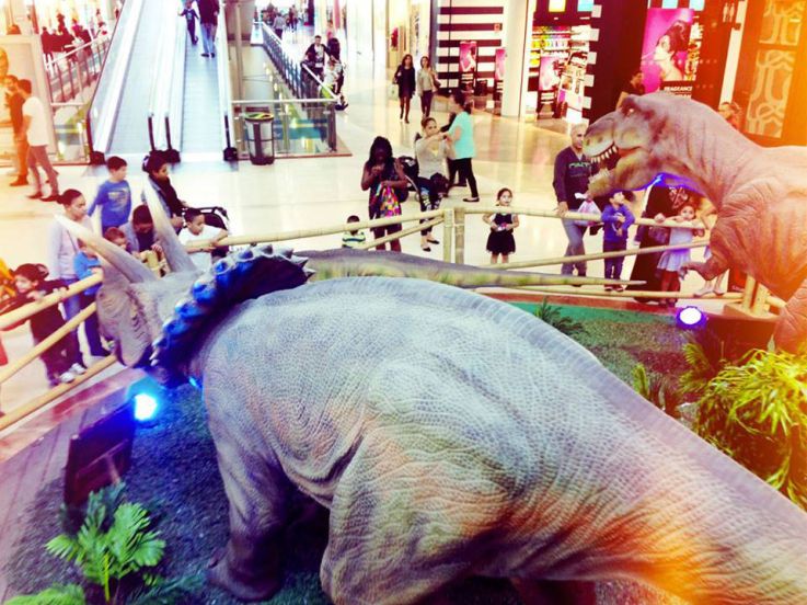 Les dinosaures investissent Côté Seine