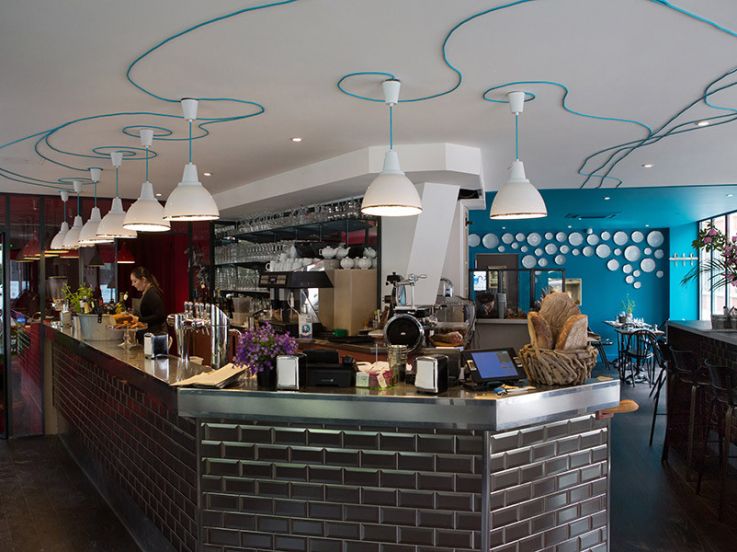 L'Auberge Flora lance son bar à sandwichs et une nouvelle carte