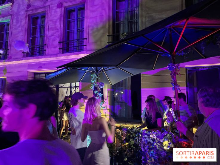 La cour des créateurs et des saveurs de Noël 2025