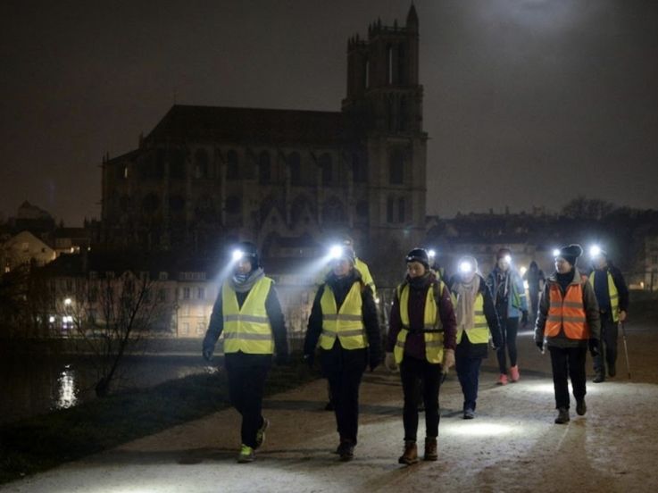 Paris-Versailles-Mantes à la marche 2026, la randonnée nocturne de 12 à 54 km