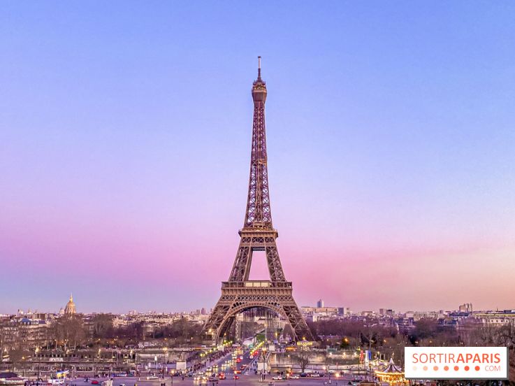 La Tour Eiffel fête la Saint-Valentin