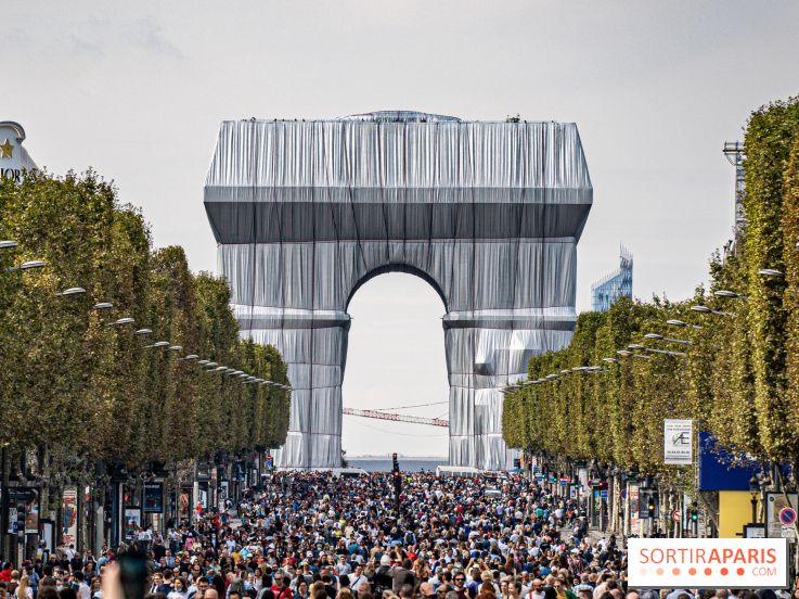 L'Arc de Triomphe empaqueté, hommage à Christo réussi