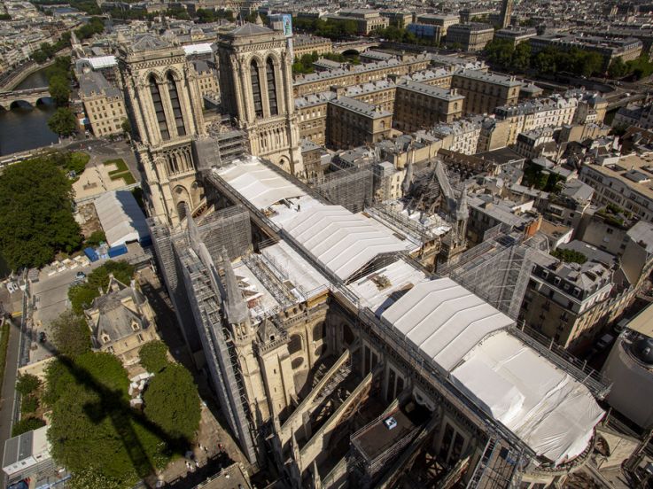 Notre-Dame au Théâtre du Châtelet, le concert-spectacle vidéo immersif