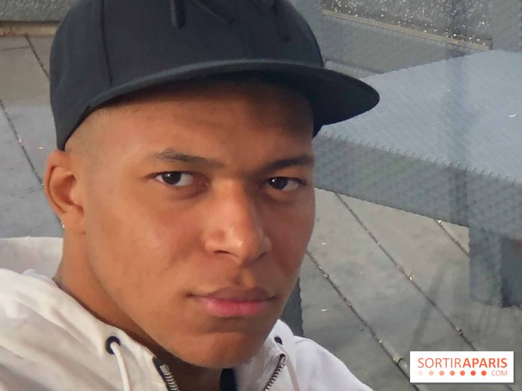 Football : c'est confirmé, Kylian Mbappé reste au Paris-Saint-Germain !