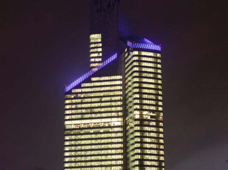 Illumination de la Tour FIRST